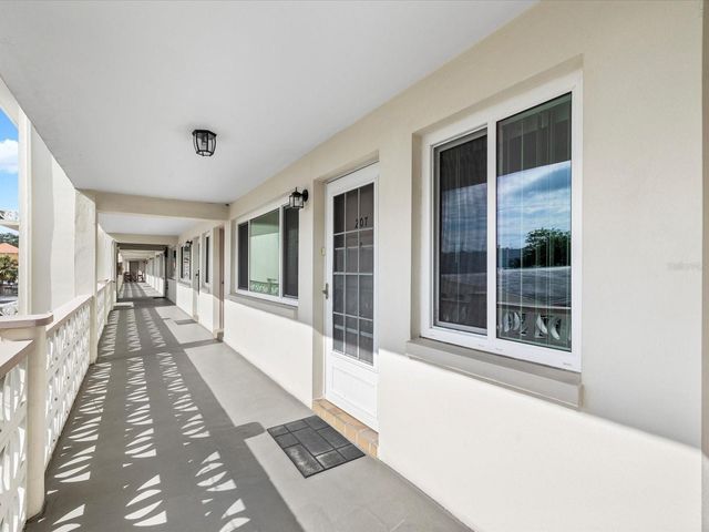1235 S HIGHLAND AVENUE 2-207, Clearwater, FL 33756