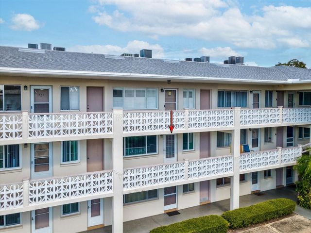 1235 S HIGHLAND AVENUE 2-207, Clearwater, FL 33756