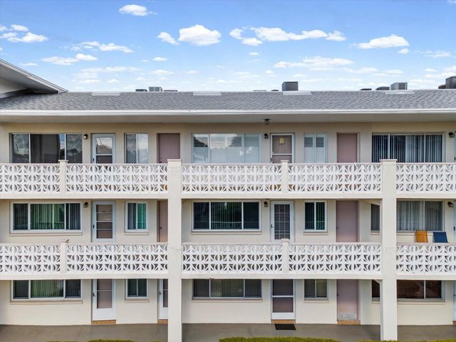 1235 S HIGHLAND AVENUE 2-207, Clearwater, FL 33756