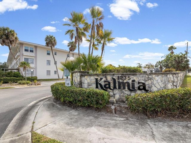 1235 S HIGHLAND AVENUE 2-207, Clearwater, FL 33756