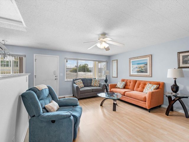 1235 S HIGHLAND AVENUE 2-207, Clearwater, FL 33756