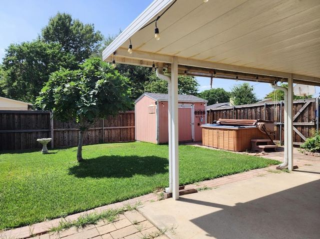 1918 Lewis Trail, Grand Prairie, TX 75052