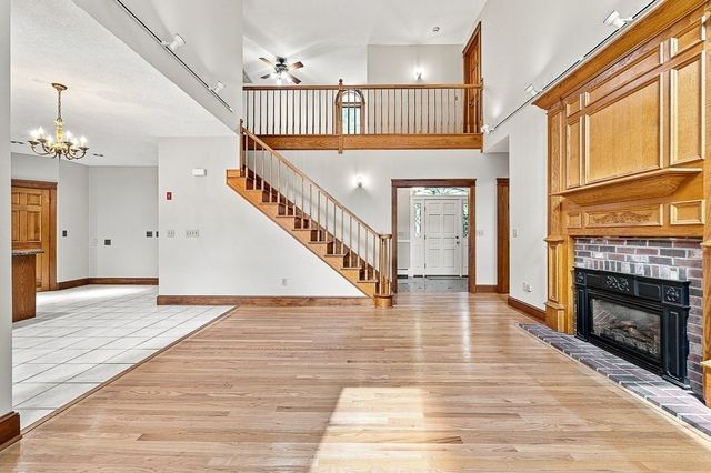 176 Putnam Rd, Holden, MA 01520