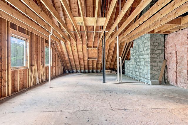 176 Putnam Rd, Holden, MA 01520