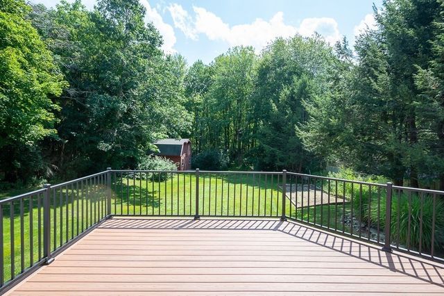 176 Putnam Rd, Holden, MA 01520