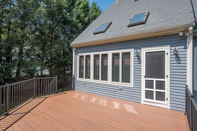 176 Putnam Rd, Holden, MA 01520