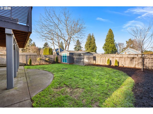 8407 N HARTMAN St, Portland, OR 97203