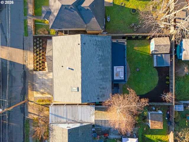 8407 N HARTMAN St, Portland, OR 97203