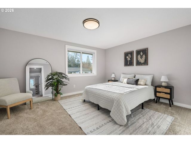 8407 N HARTMAN St, Portland, OR 97203