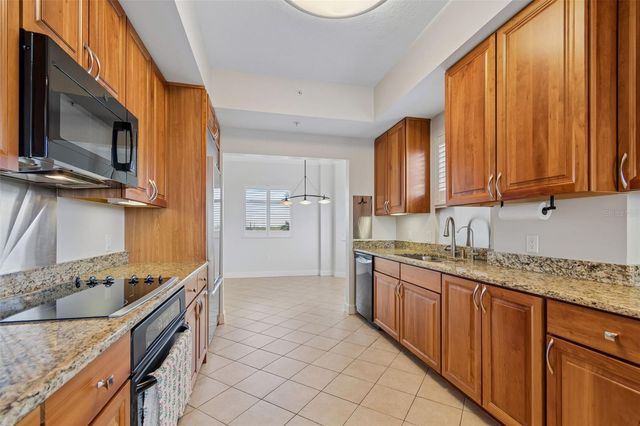 12033 GANDY BOULEVARD N 151, St Petersburg, FL 33702