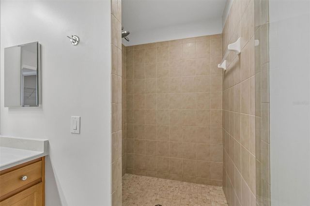 12033 GANDY BOULEVARD N 151, St Petersburg, FL 33702