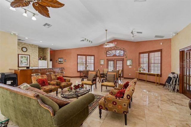 12033 GANDY BOULEVARD N 151, St Petersburg, FL 33702