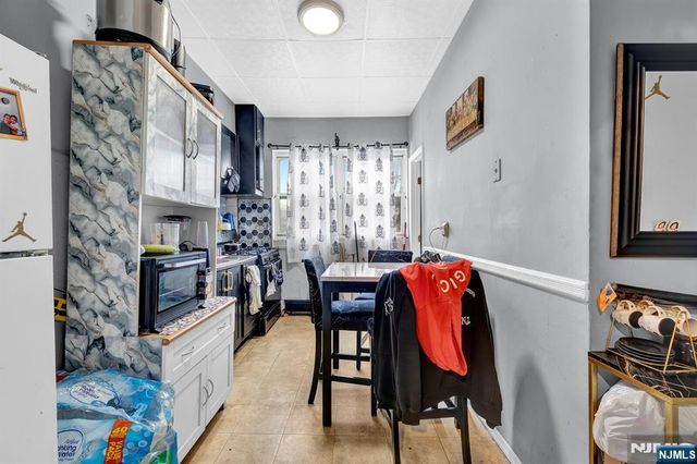 513 11th Street, Union City, NJ 07087