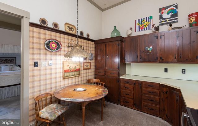 381 E SWEDESFORD RD, Wayne, PA 19087