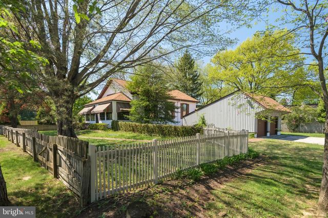 381 E SWEDESFORD RD, Wayne, PA 19087