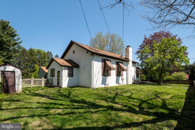 381 E SWEDESFORD RD, Wayne, PA 19087