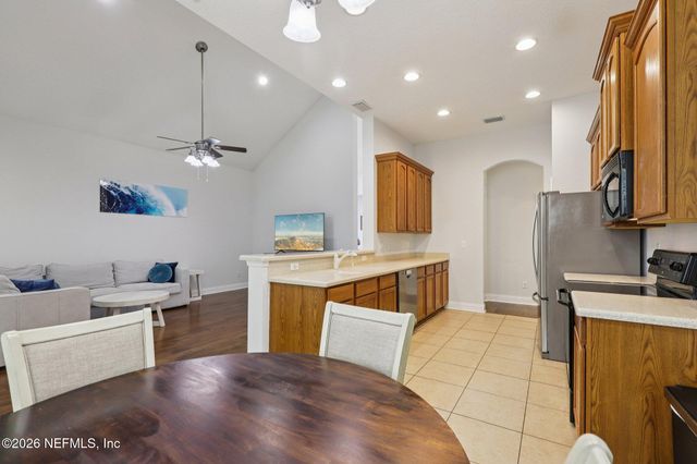 544 CANDLEBARK Drive, Jacksonville, FL 32225