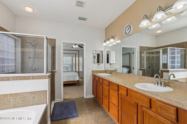 544 CANDLEBARK Drive, Jacksonville, FL 32225