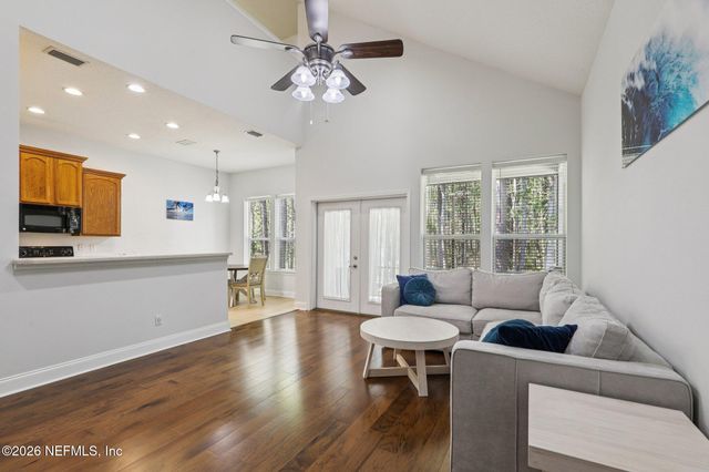 544 CANDLEBARK Drive, Jacksonville, FL 32225