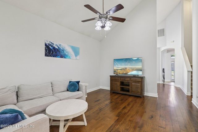 544 CANDLEBARK Drive, Jacksonville, FL 32225