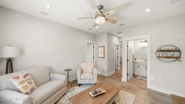 1446 PANTHER PRESERVE Parkway, Jacksonville, FL 32221