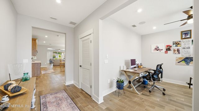 1446 PANTHER PRESERVE Parkway, Jacksonville, FL 32221