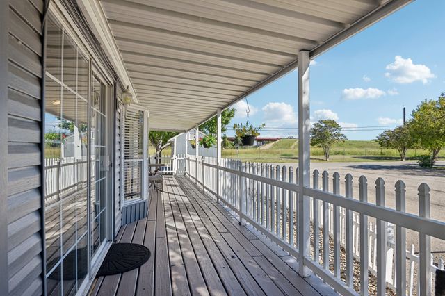 403 Brazos Harbor Drive, Granbury, TX 76048