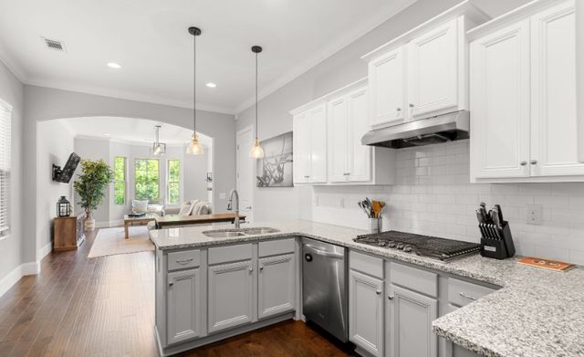 208 Cedar Place Row, Nashville, TN 37221