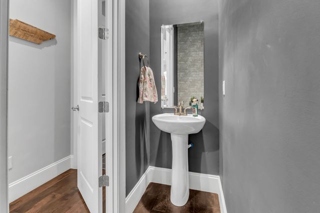 208 Cedar Place Row, Nashville, TN 37221