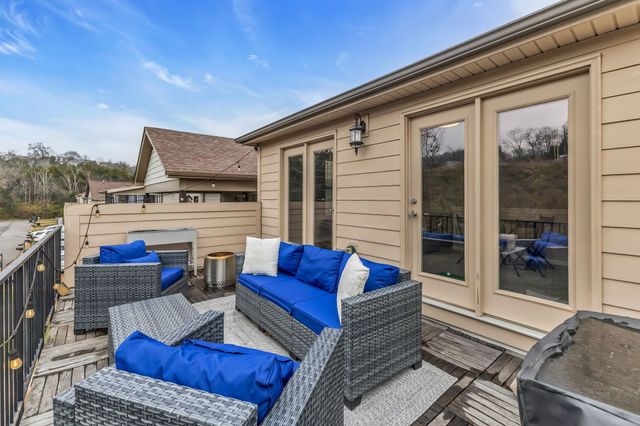 208 Cedar Place Row, Nashville, TN 37221