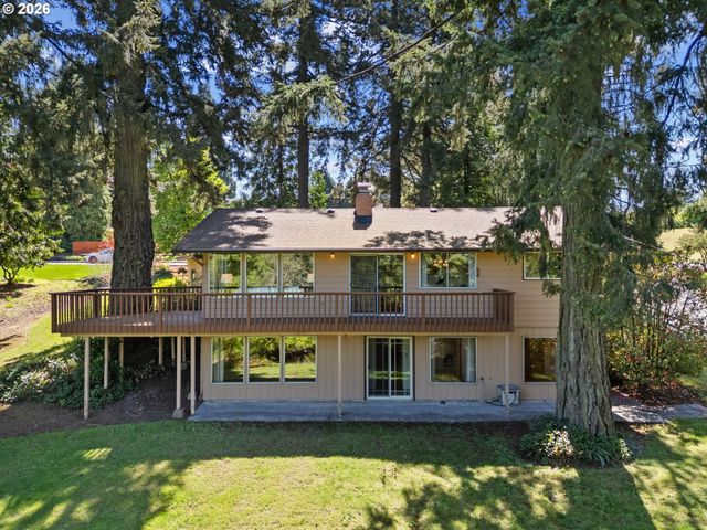 1875 VALLEY VIEW Dr, West Linn, OR 97068