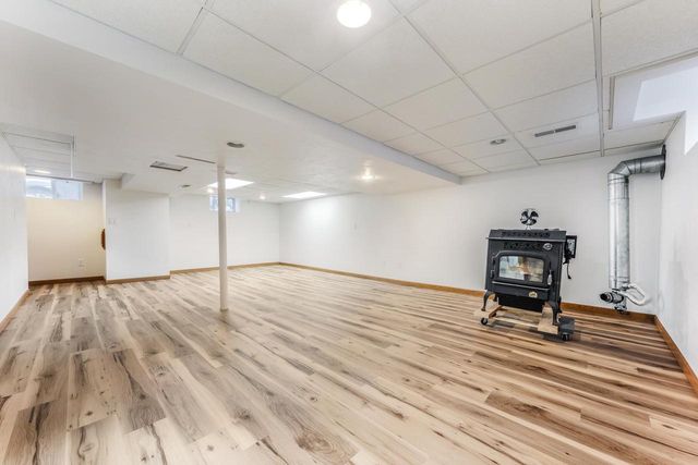 1721 W MAIN STREET, Little Chute, WI 54911