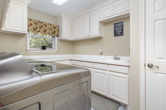 105 Woodlands Court, Ovilla, TX 75154