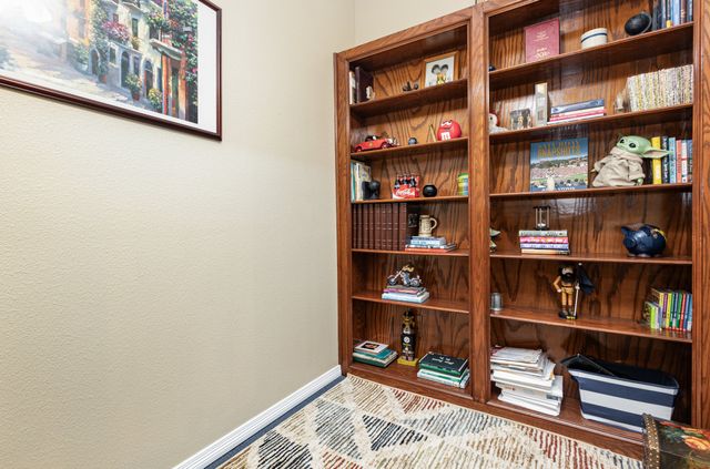 105 Woodlands Court, Ovilla, TX 75154