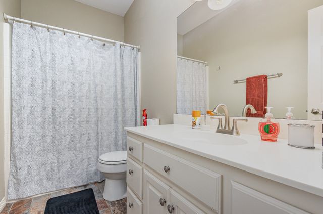 105 Woodlands Court, Ovilla, TX 75154