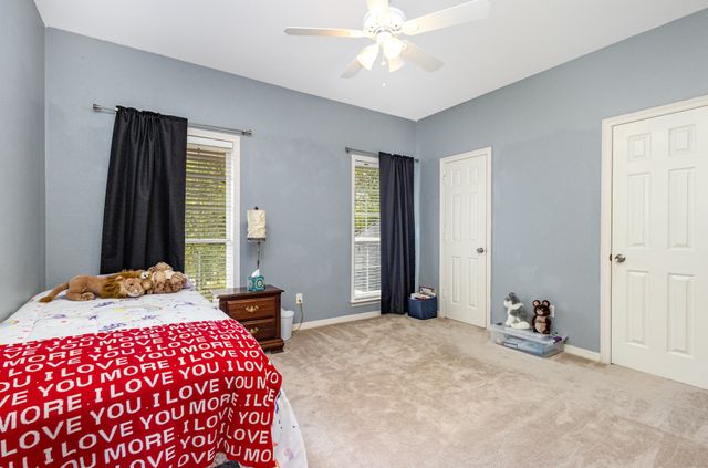 105 Woodlands Court, Ovilla, TX 75154