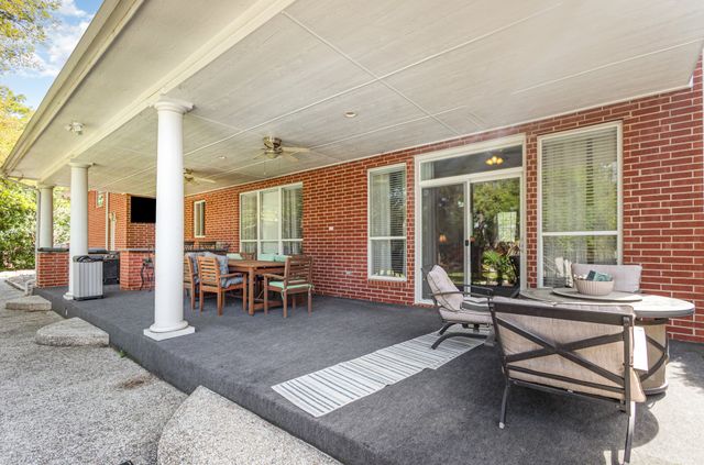 105 Woodlands Court, Ovilla, TX 75154