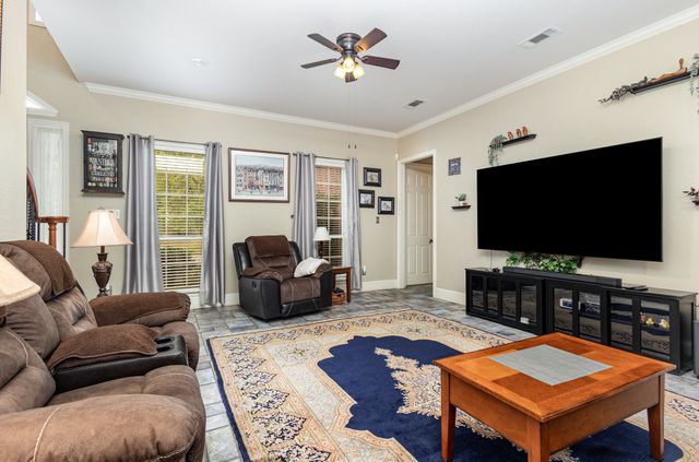 105 Woodlands Court, Ovilla, TX 75154