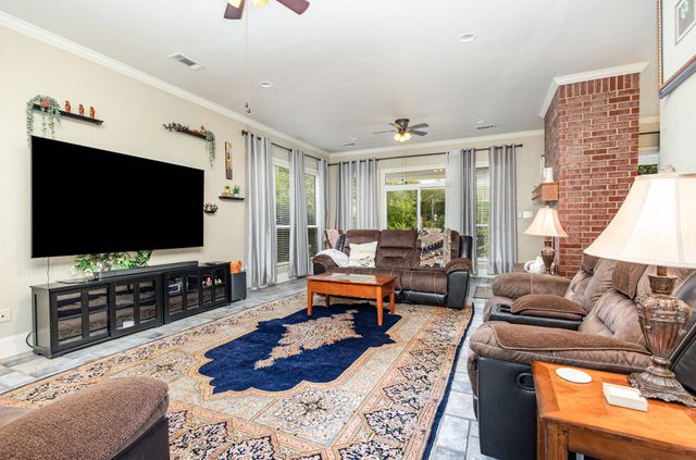 105 Woodlands Court, Ovilla, TX 75154