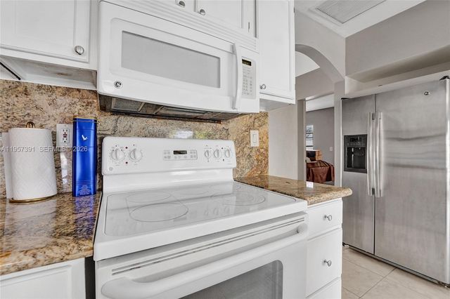 1121 Guava Isle, Fort Lauderdale, FL 33315