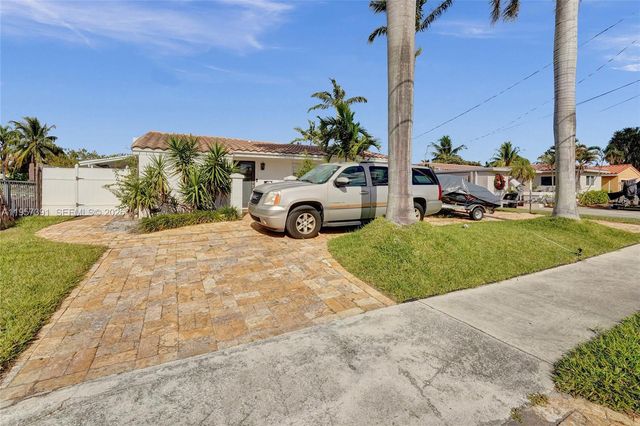 1121 Guava Isle, Fort Lauderdale, FL 33315