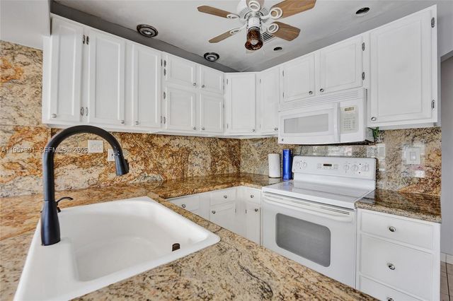 1121 Guava Isle, Fort Lauderdale, FL 33315