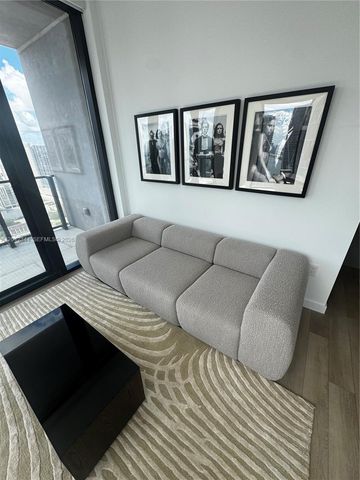 20 NE 11th st 4604, Miami, FL 33132