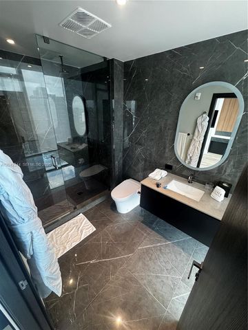 20 NE 11th st 4604, Miami, FL 33132