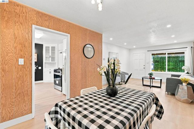 5401 Solano Ave, Richmond, CA 94805