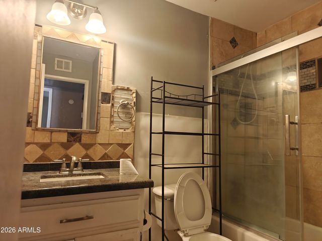 323 E MOORE Avenue, Gilbert, AZ 85234