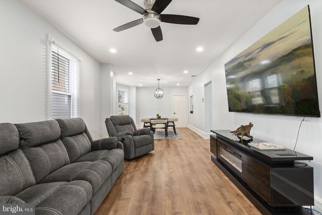 934 12TH AVE, Prospect Park, PA 19076