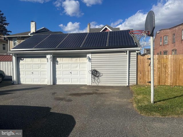 934 12TH AVE, Prospect Park, PA 19076