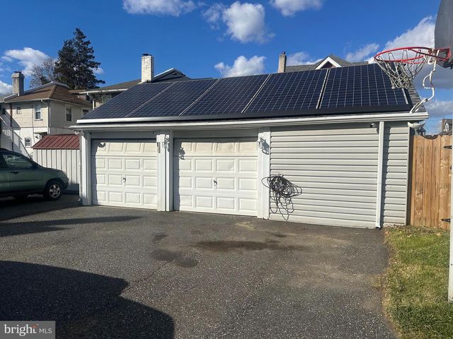 934 12TH AVE, Prospect Park, PA 19076