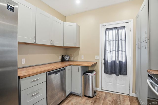 35 Shady Creek Road, Pleasant Valley, NY 12569